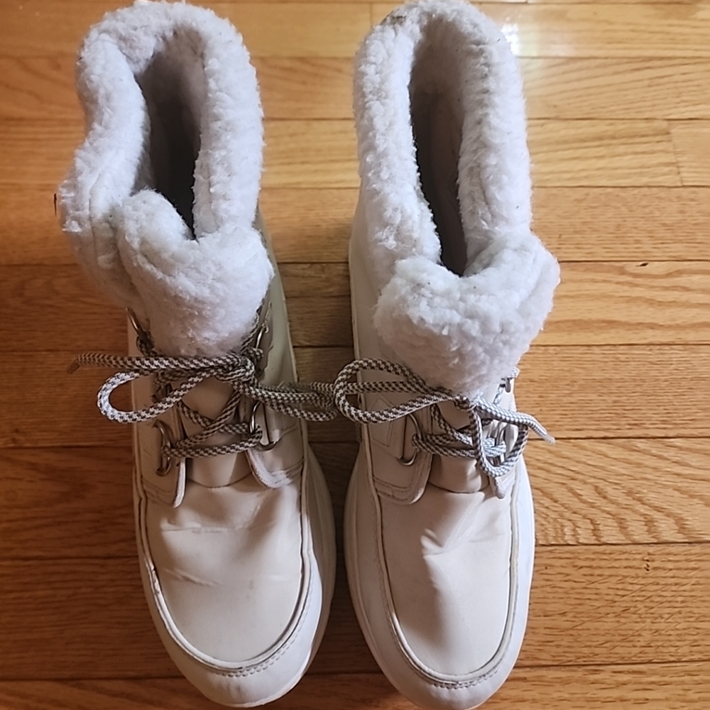 SOREL BOOTS